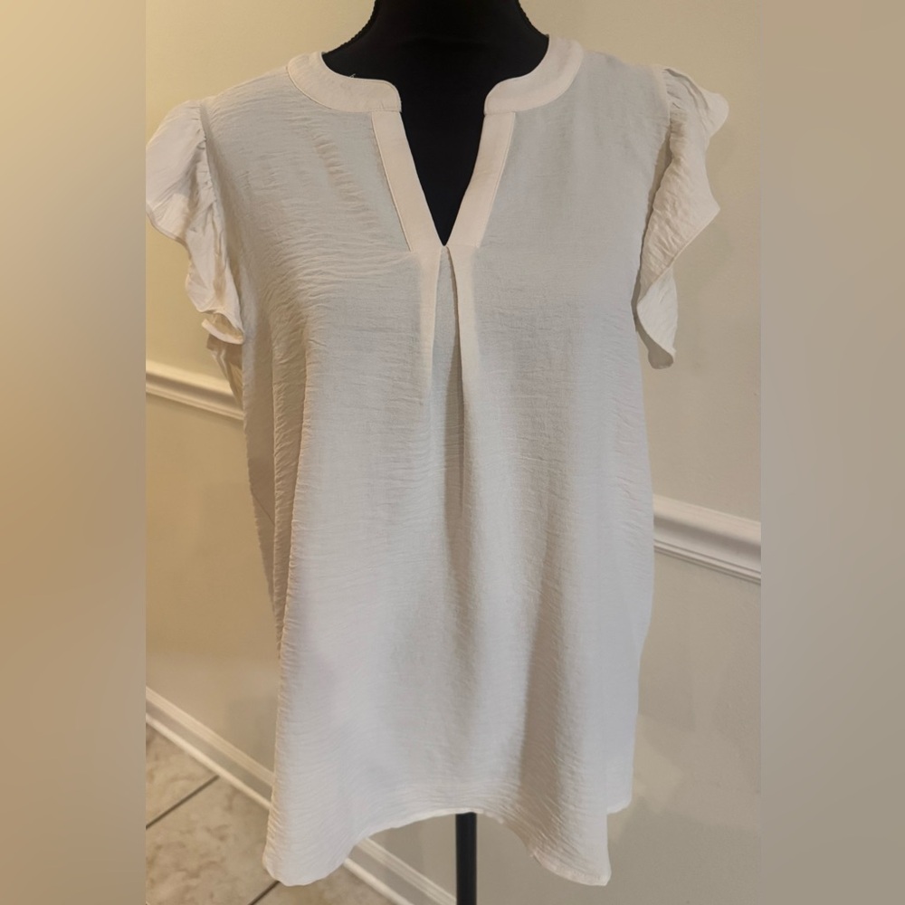 Zenana White Flutter Sleeve Blouse – Size M